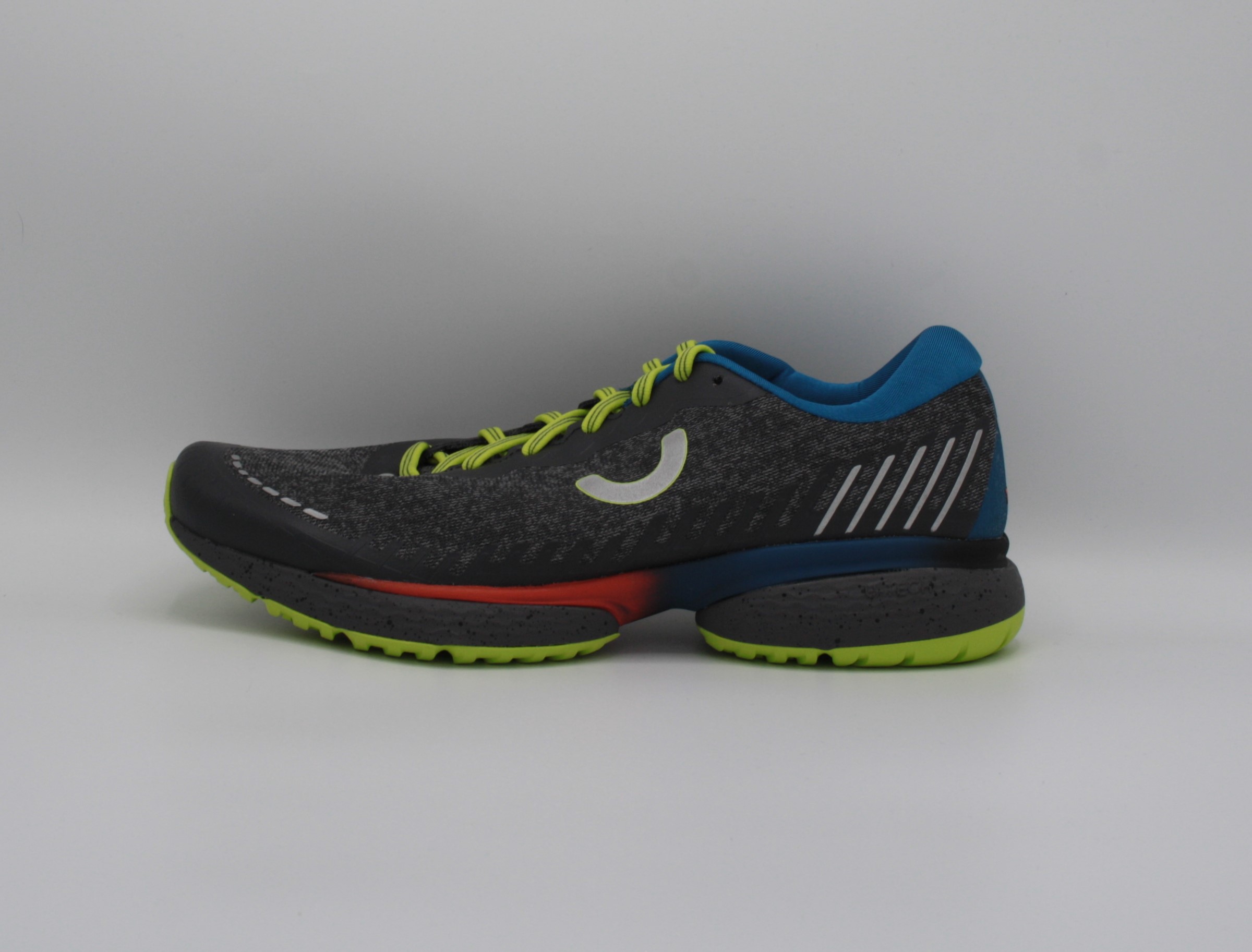 True Motion Nevos Elements Herren Laufsport Bunert