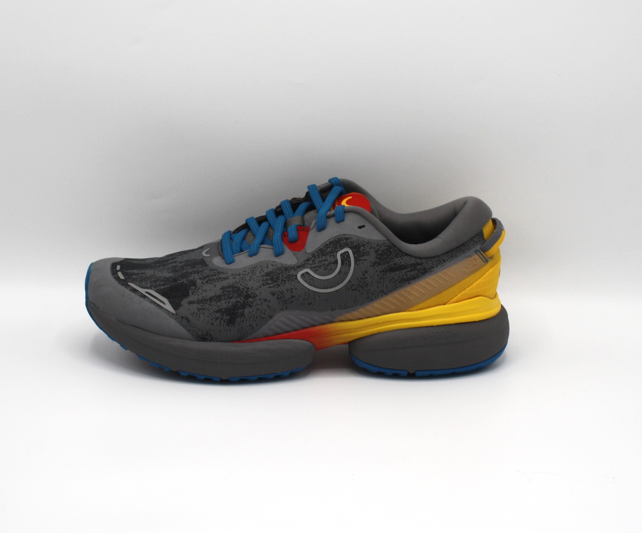 True Motion Nevos Elements Herren Laufsport Bunert